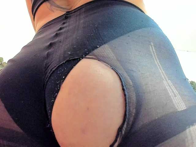 DestinyHills live cam on BongaCams