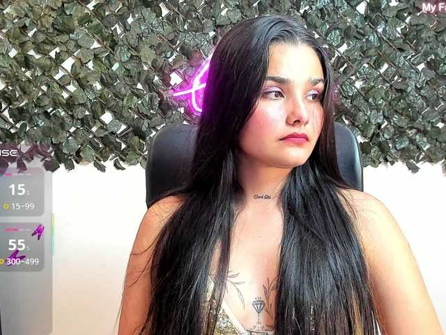 DestinyHills live cam on BongaCams