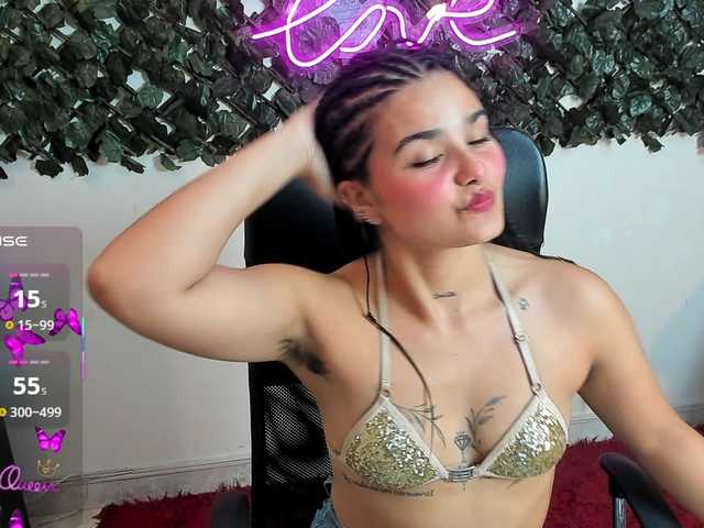 DestinyHills live cam on BongaCams