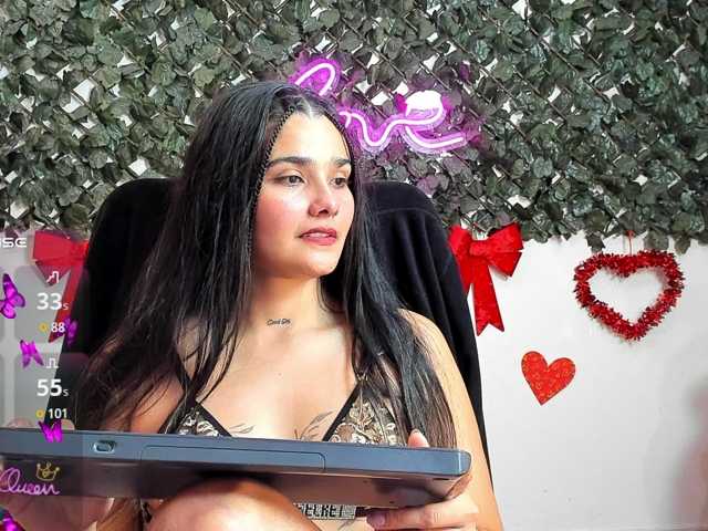 DestinyHills live cam on BongaCams