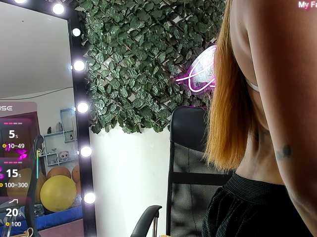 DestinyHills live cam on BongaCams