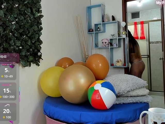 DestinyHills live cam on BongaCams