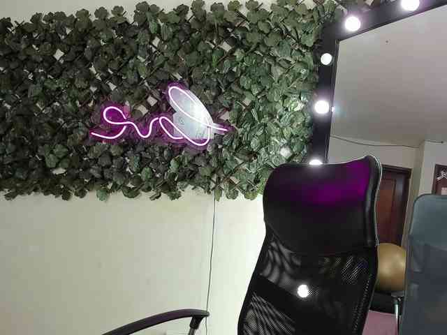 DestinyHills Live Webcam on BongaCams
