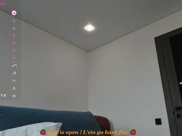 Miss-France live cam on BongaCams