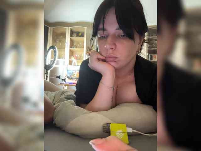 HellMor webcam