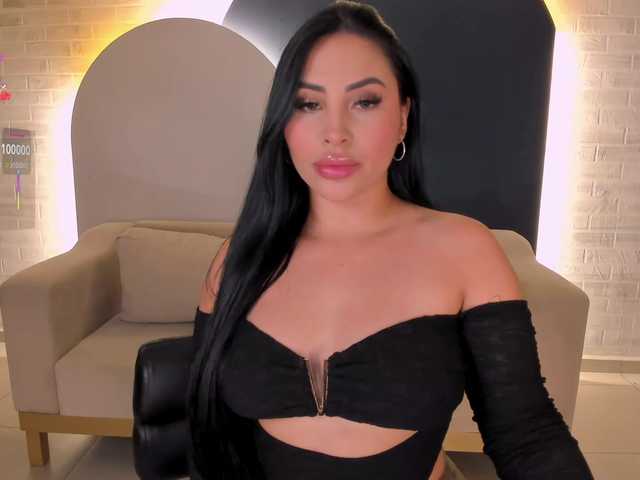 MiaRoberts1