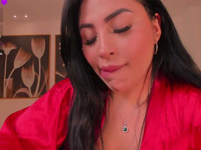 MiaRoberts1