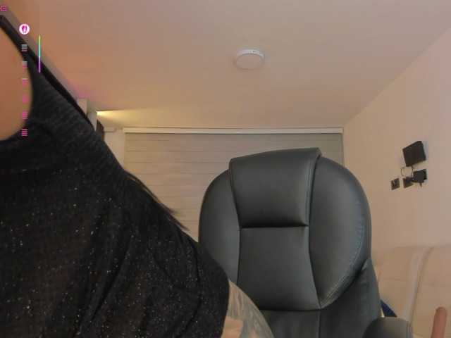 MiaRoberts1