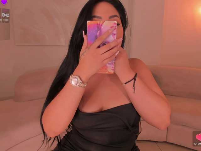 MiaRoberts1