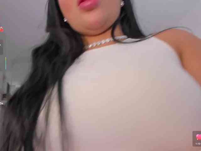 MiaRoberts1