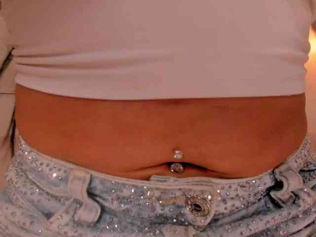 MiaRoberts1 webcam