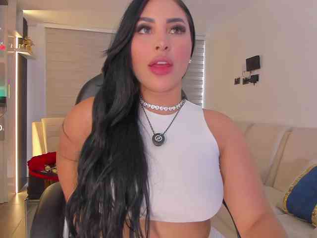 MiaRoberts1
