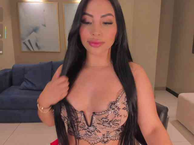 MiaRoberts1