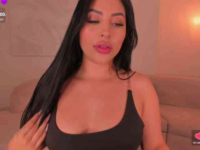 MiaRoberts1