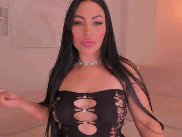 MiaRoberts1