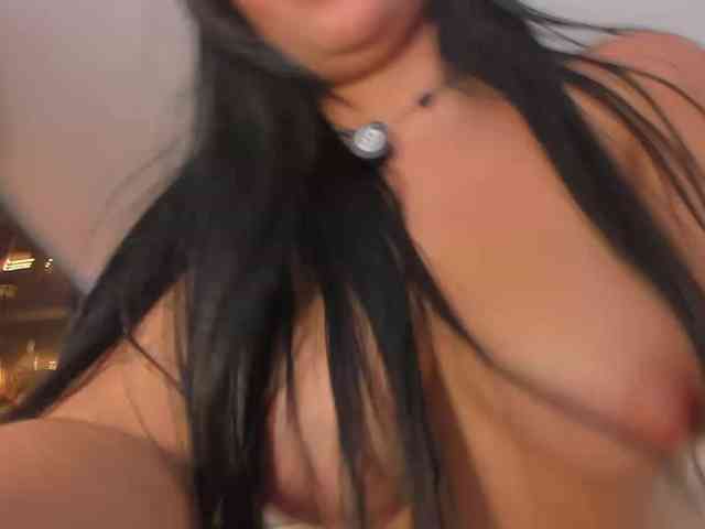 MiaRoberts1