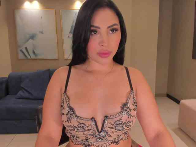 MiaRoberts1