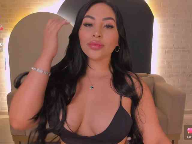MiaRoberts1 - Girl 