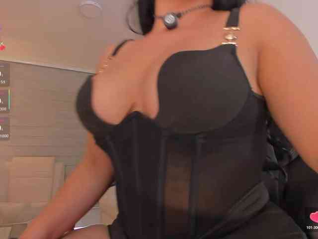 MiaRoberts1
