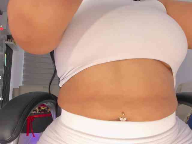 MiaRoberts1