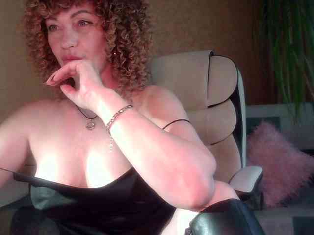 Kleo77777 webcam