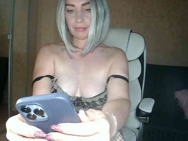 Kleo77777 webcam