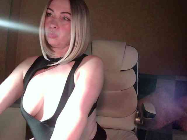 Kleo77777 webcam