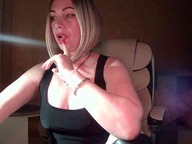Kleo77777 webcam