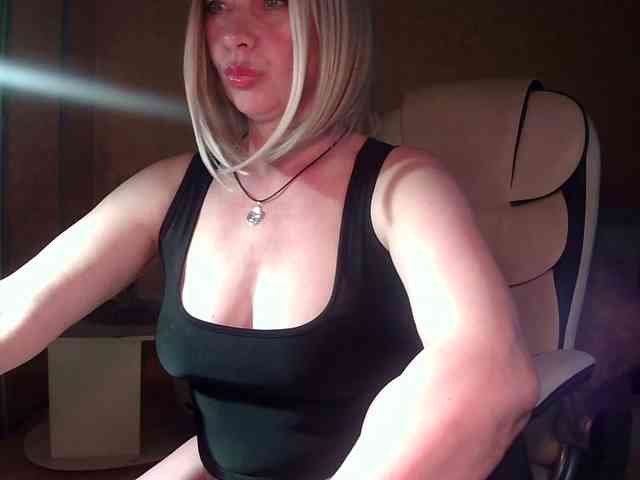 Kleo77777 webcam