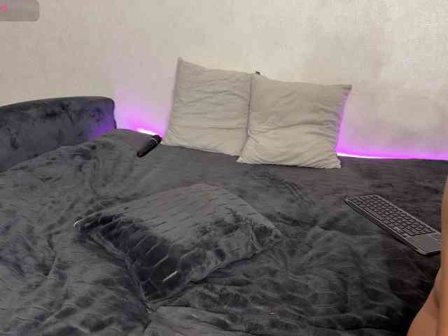 Miss_Love webcam
