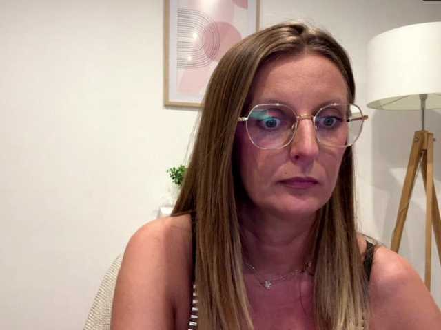 RachellaFox live cam on BongaCams