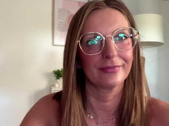 RachellaFox live cam on BongaCams