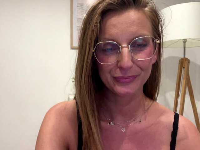 RachellaFox live cam on BongaCams