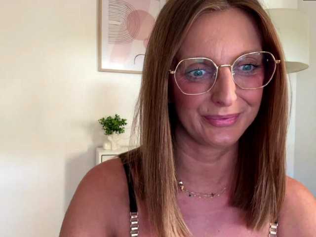 RachellaFox live cam on BongaCams