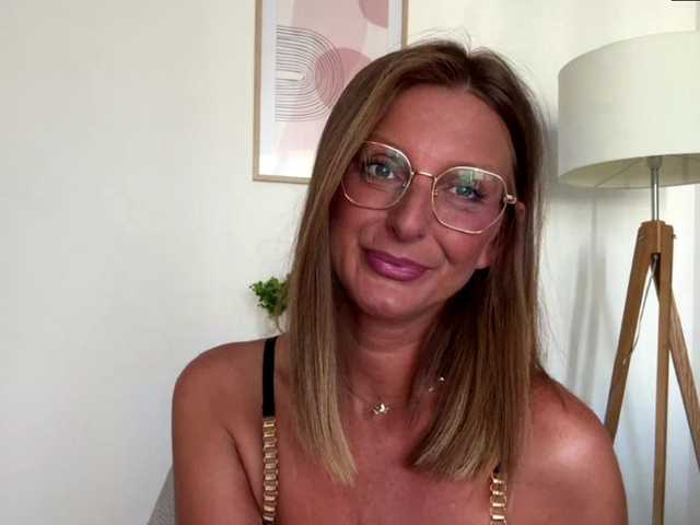 RachellaFox live cam on BongaCams