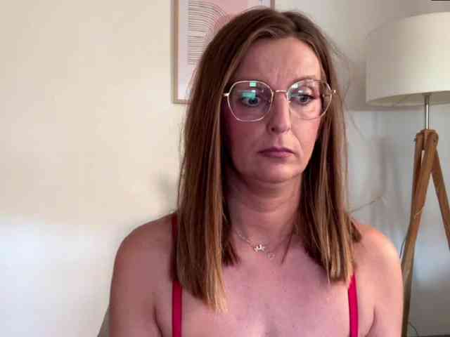 Model: RachellaFox