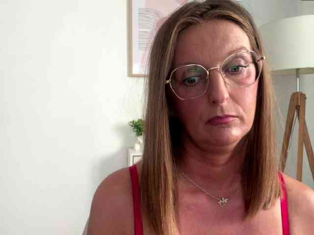 RachellaFox webcam