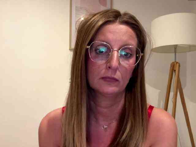 RachellaFox webcam