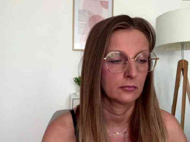 RachellaFox webcam