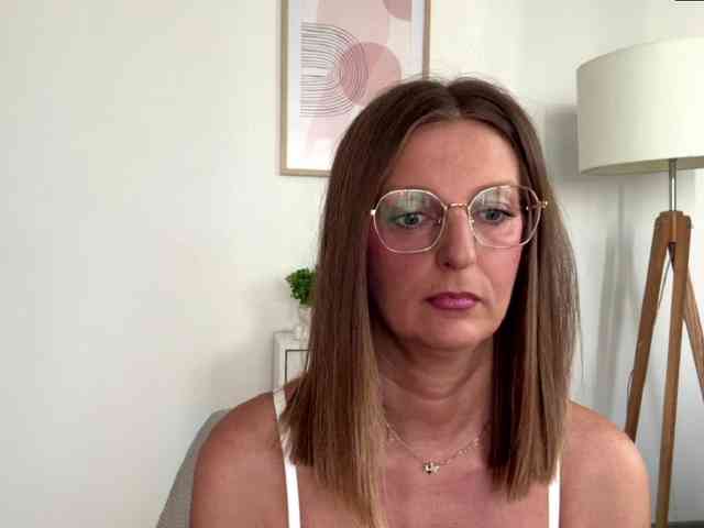 RachellaFox webcam