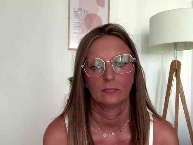 RachellaFox webcam