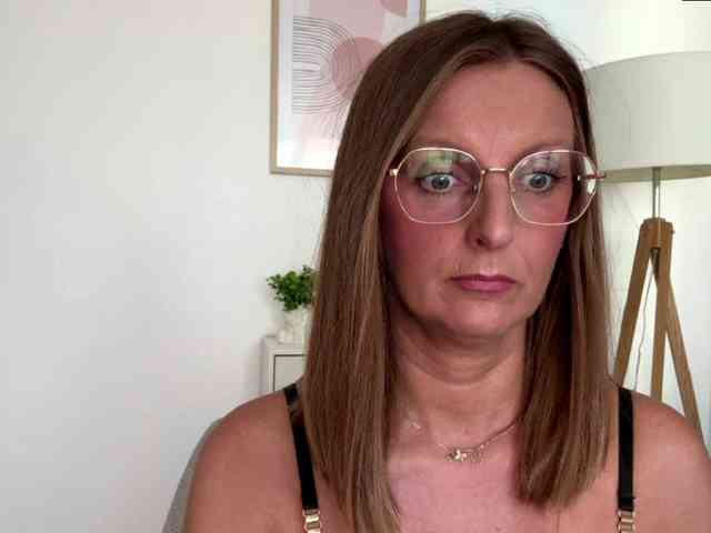 RachellaFox webcam