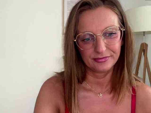 RachellaFox webcam