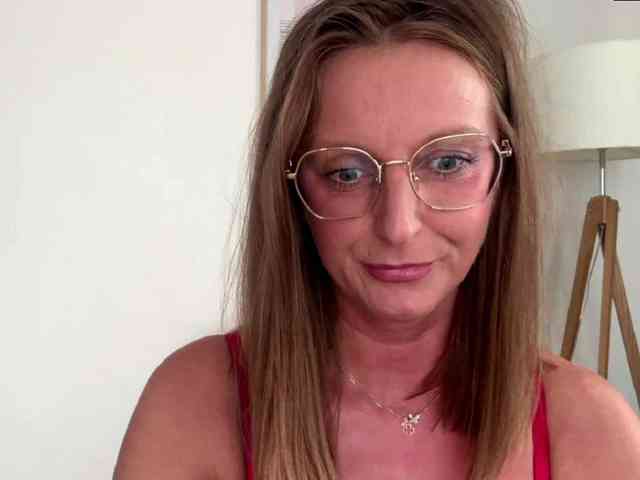 RachellaFox webcam