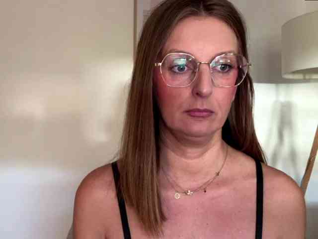 RachellaFox webcam