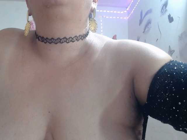 angellove266, live now on BongaCams