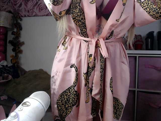 ElyinkPornsta live cam on BongaCams