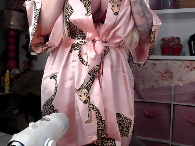 elyinkpornsta live sex show