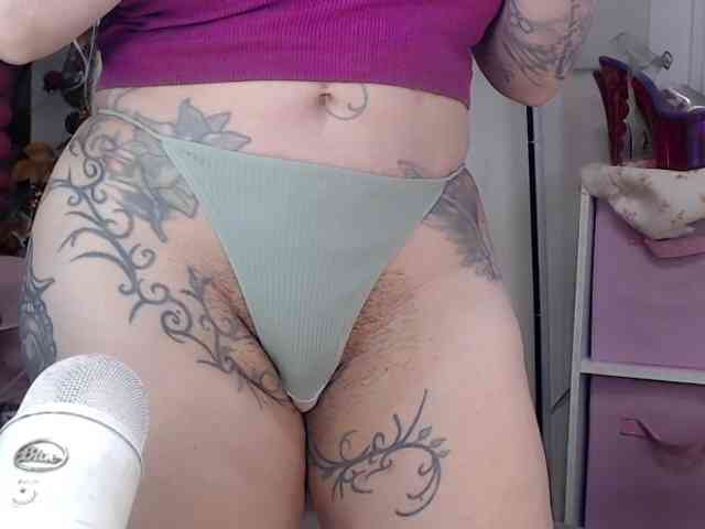 ElyinkPornsta webcam