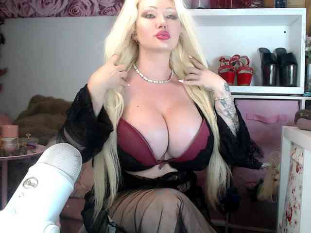 ElyinkPornsta webcam
